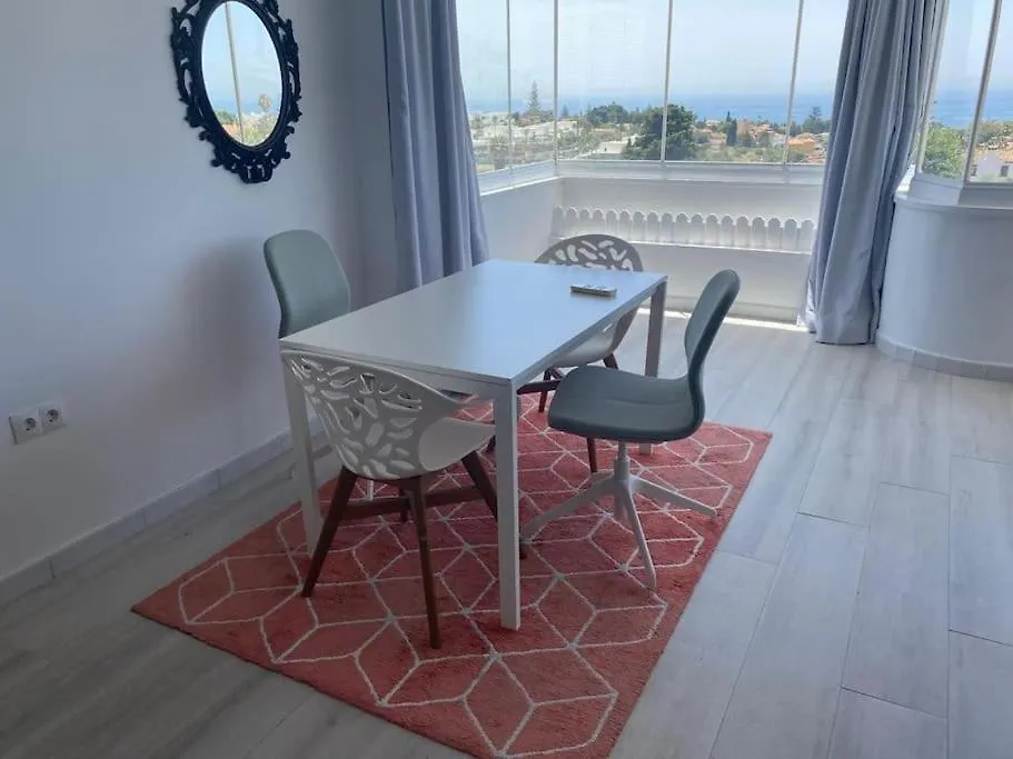 Beautiful Flat In Marbella For 6 Persons Apartment
