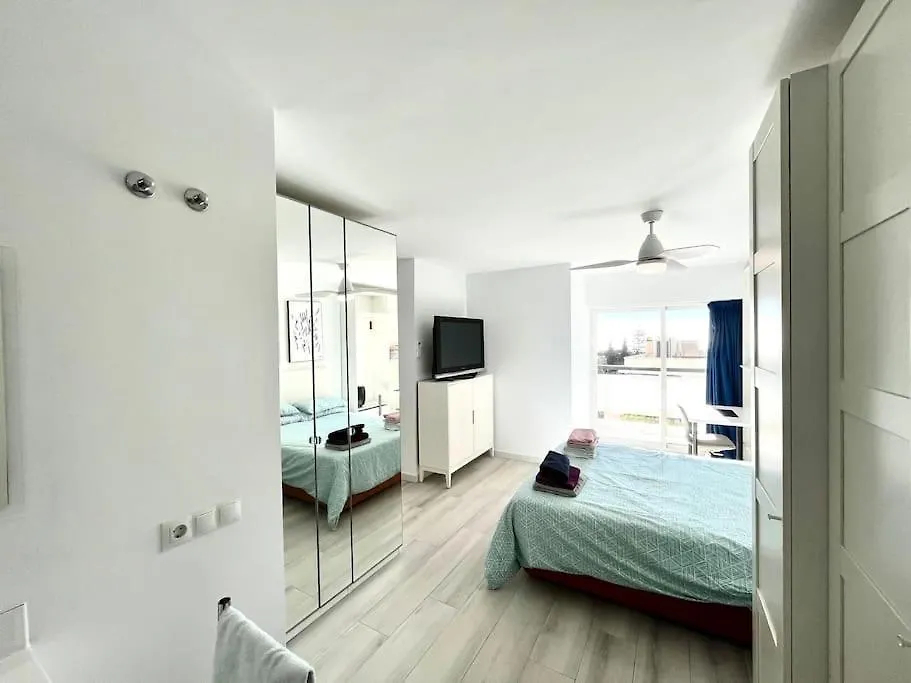 Beautiful Flat In Marbella For 6 Persons Apartment