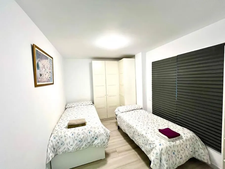 Beautiful Flat In Marbella For 6 Persons Apartment
